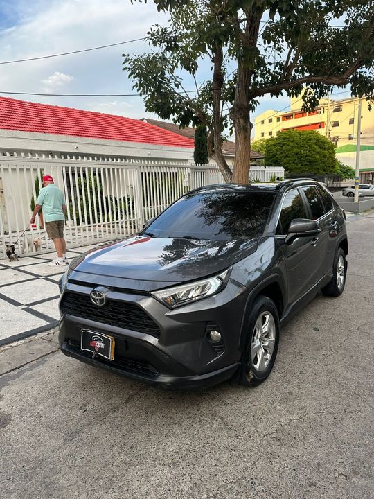 TOYOTA RAV4 2.0L TP 2000CC 4X2 7AB CT 2020
