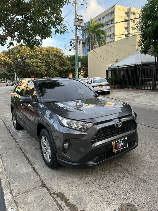 TOYOTA RAV4 2.0L TP 2000CC 4X2 7AB CT 2020