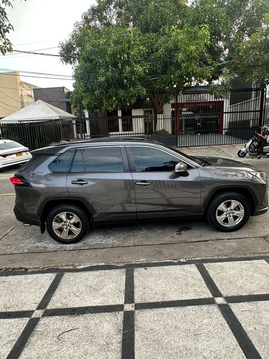 TOYOTA RAV4 2.0L TP 2000CC 4X2 7AB CT 2020