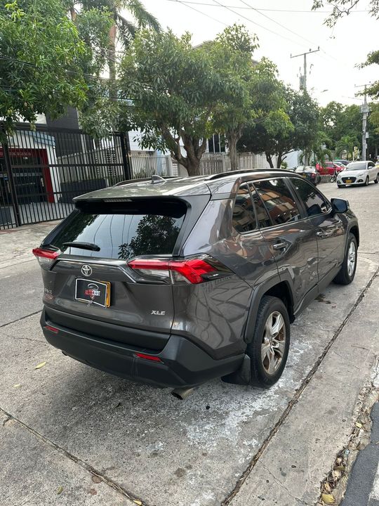 TOYOTA RAV4 2.0L TP 2000CC 4X2 7AB CT 2020