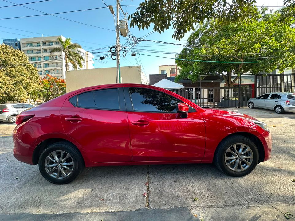 MAZDA 2 TOURING SEDAN TP 1500CC 6AB 2024
