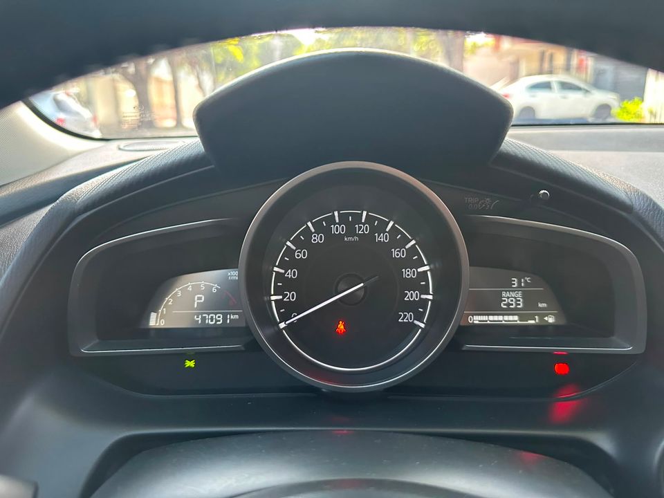MAZDA 2 TOURING SEDAN TP 1500CC 6AB 2024
