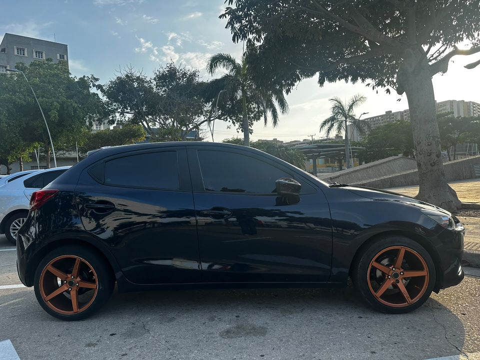 MAZDA 2 TOURING MT 1500CC 2AB 2016