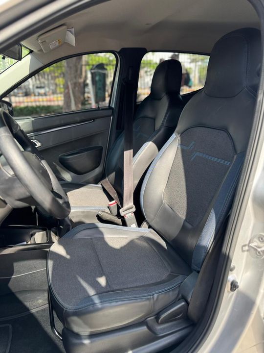 RENAULT KWID INTENS MT 1000CC 12V 4AB ABS 2025