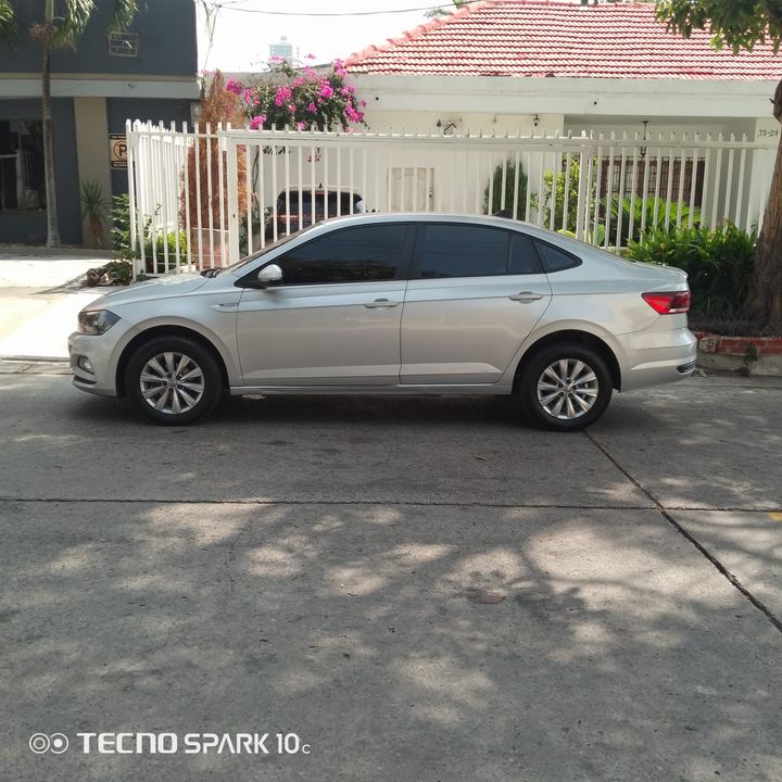 VOLKSWAGEN VIRTUS COMFORTLINE TP 1600CC 4AB ABS R15 2020