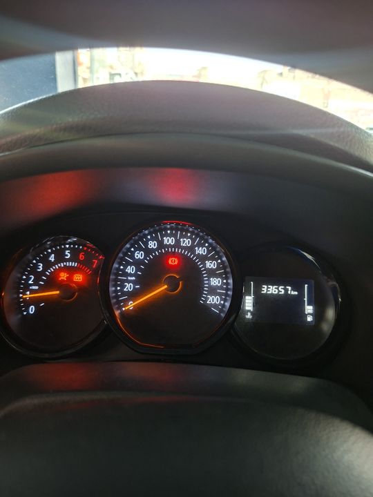 RENAULT LOGAN LIFE + MT 1600CC 16V AA 4AB ABS 2023