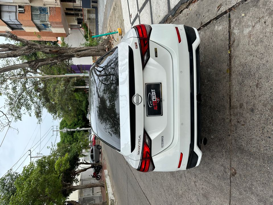 NISSAN SENTRA SR AT 2000CC 6AB ABS R18 2025