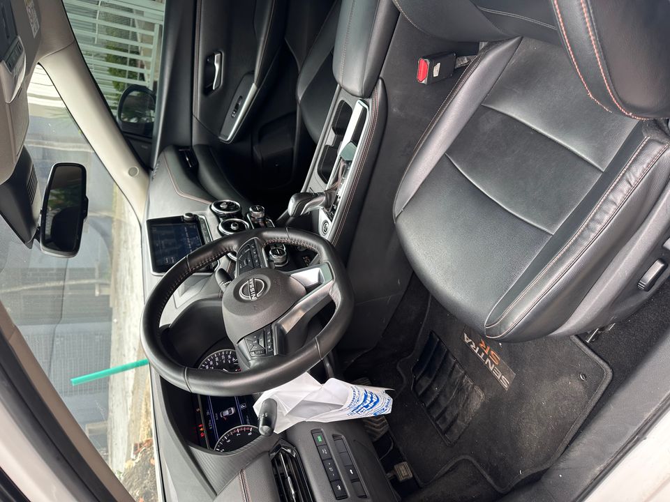 NISSAN SENTRA SR AT 2000CC 6AB ABS R18 2025