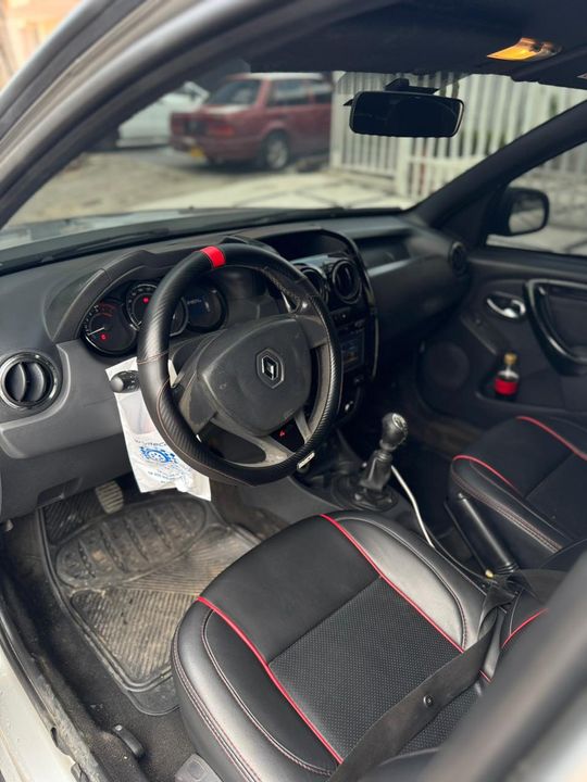 RENAULT DUSTER DYNAMIQUE MT 2000CC 4X4 2019