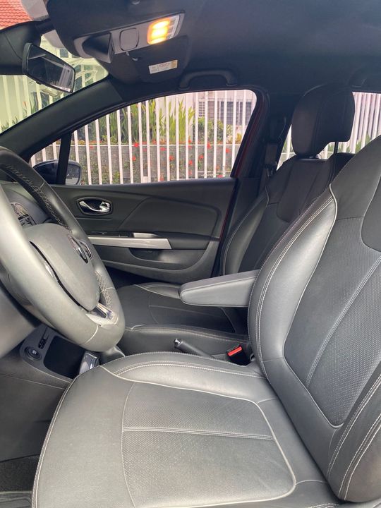 RENAULT CAPTUR INTENS BOSE TP 2000CC 2021