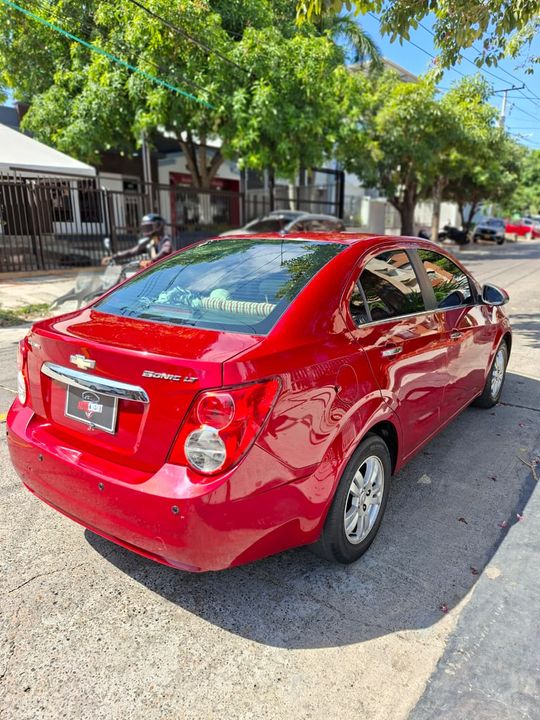 CHEVROLET SONIC LT MT 1600CC 4P 2AB ABS CT 2013
