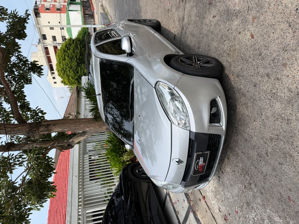 RENAULT SANDERO INTENS / AT AT 1600CC AA 16V 2AB 2016