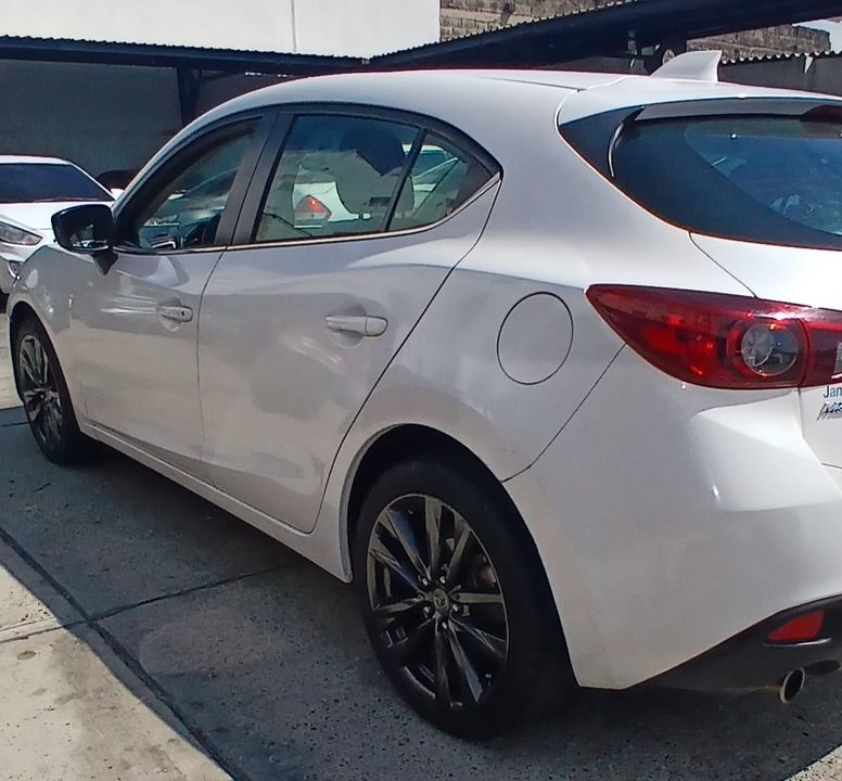 MAZDA 3 PRIME MT 2000CC 2015