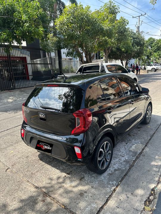 KIA PICANTO ZENITH MT 1250CC 2AB ABS AA R15 2018
