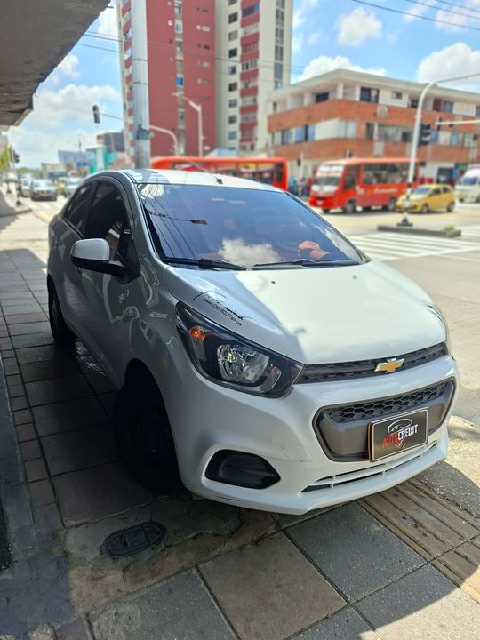 CHEVROLET BEAT LT MT 1200CC 4P AA 2AB ABS 2020