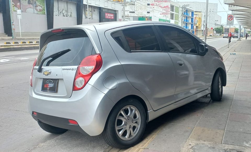 CHEVROLET SPARK GT LT MT 1200CC 5P 2014