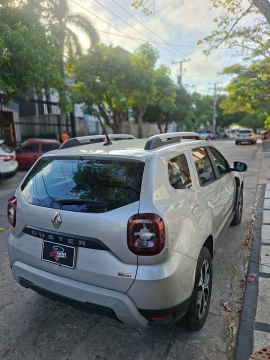RENAULT DUSTER OUTSIDER MT 1300CC T 4X4 2022