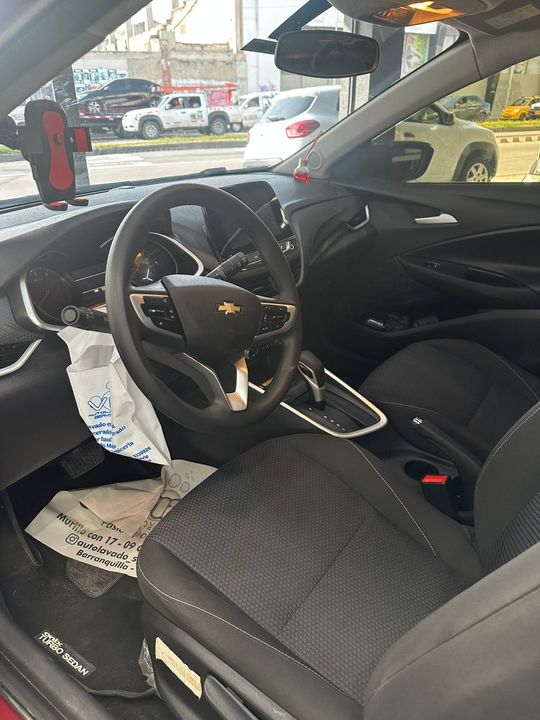 CHEVROLET ONIX LT TP 1000CC T 4P 6AB ABS 2025