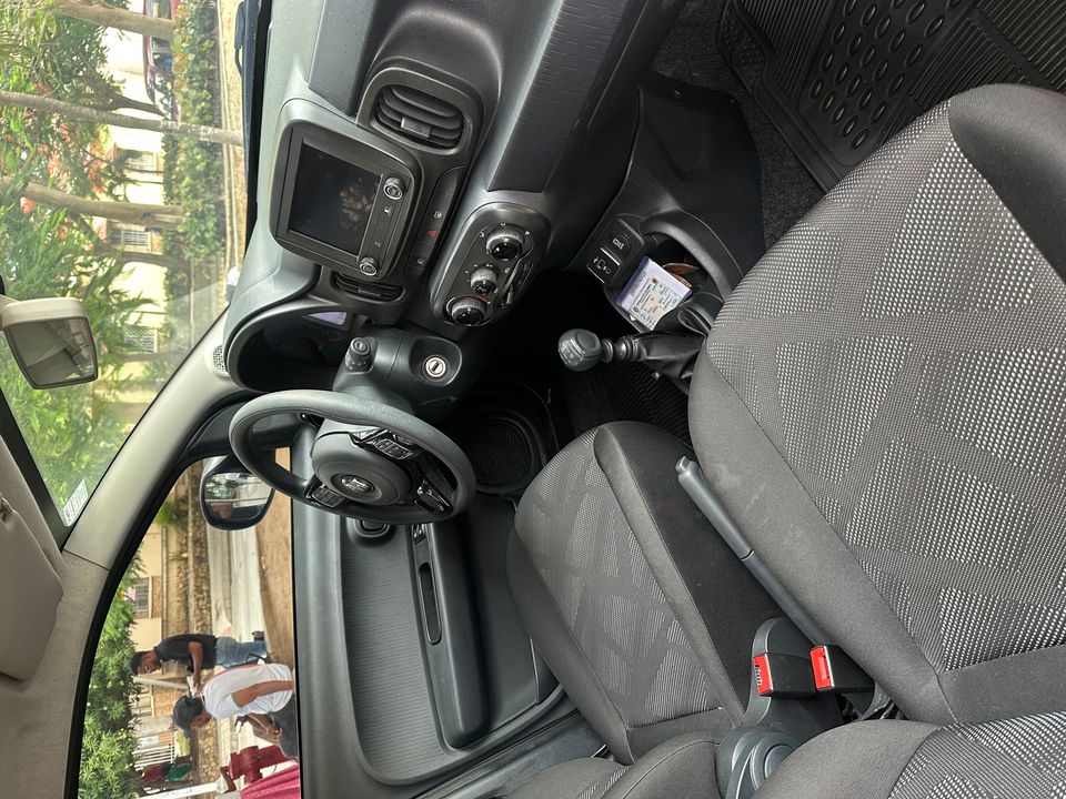FIAT MOBI LIKE MT 1000CC 5P 2AB ABS 2022
