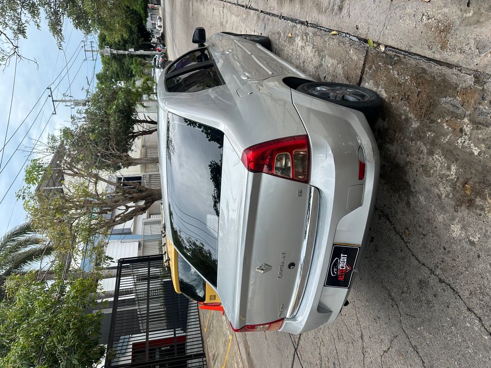 RENAULT LOGAN F.II DYNAMIQUE MT 1600CC 2015