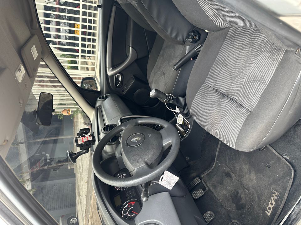 RENAULT LOGAN F.II DYNAMIQUE MT 1600CC 2015
