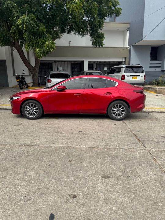 MAZDA 3 TOURING MHEV TP 2000CC 7AB 2025