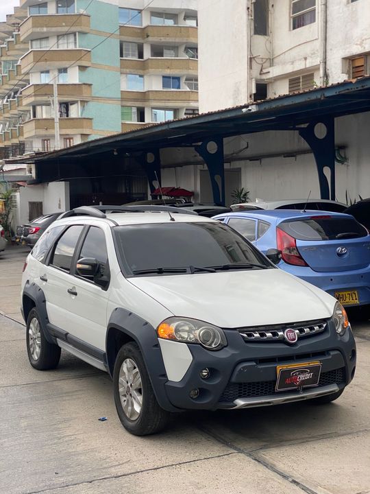 FIAT PALIO ADVENTURE 1.6 MT 1600CC 2015