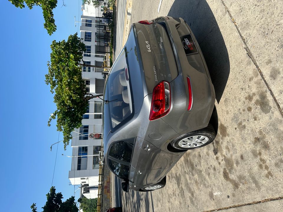 KIA SOLUTO EMOTION MT 1400CC 4P 2AB ABS 2026