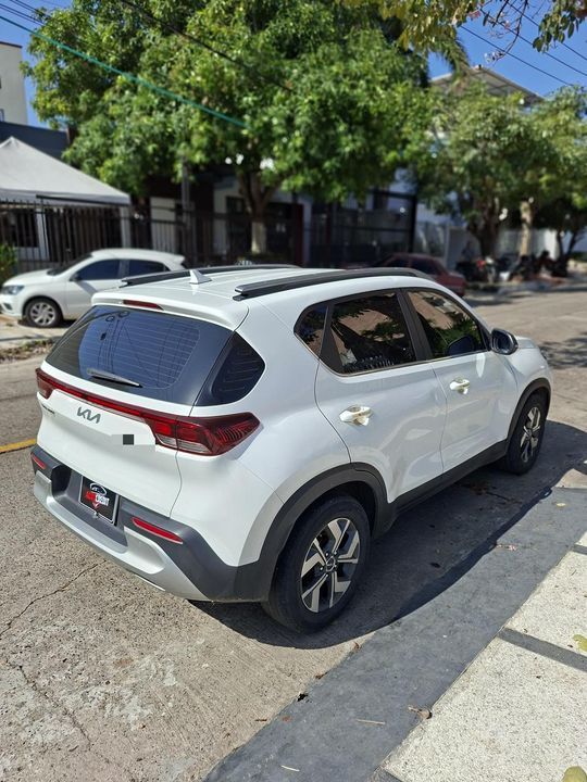 KIA SONET VIBRANT MT 1500CC 6AB ABS 2022