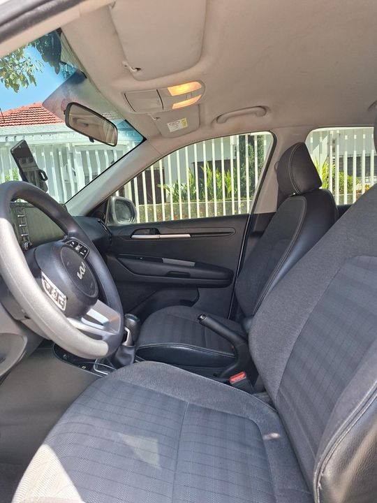 KIA SONET VIBRANT MT 1500CC 6AB ABS 2022