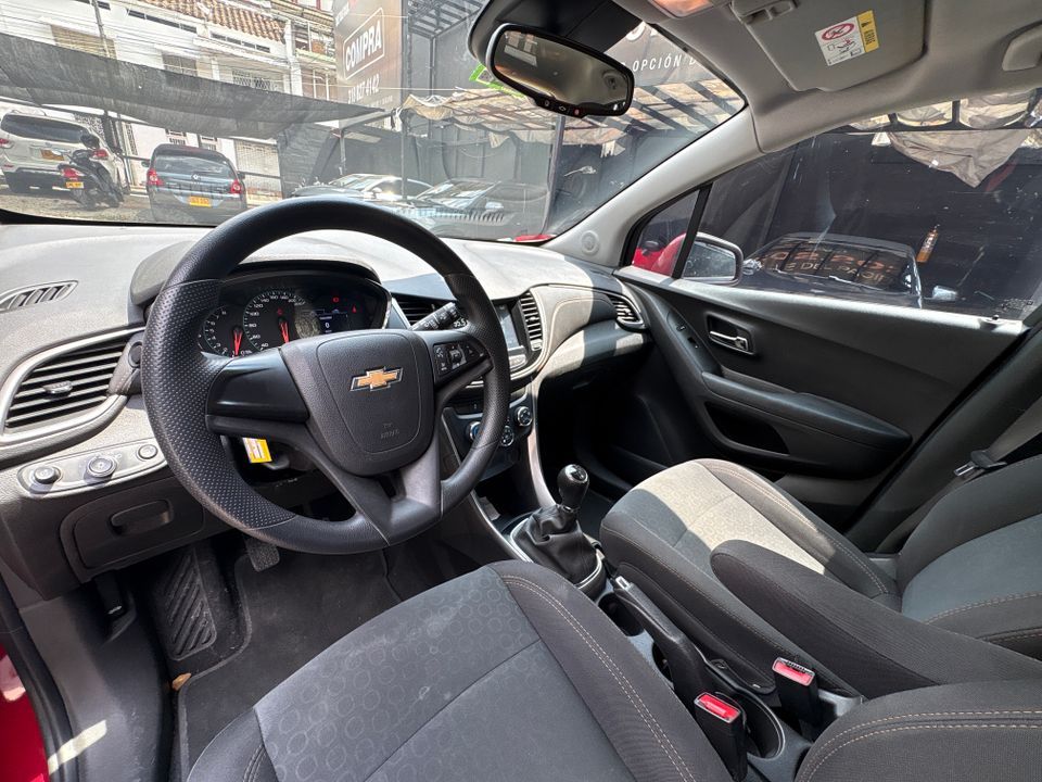 CHEVROLET TRACKER LS MT 1800CC 2020