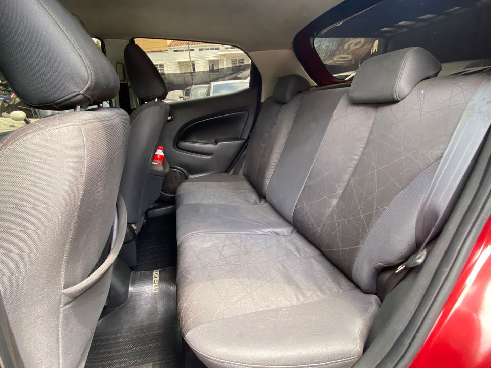 MAZDA 2 15HM1C MT 1500CC 5P 2013