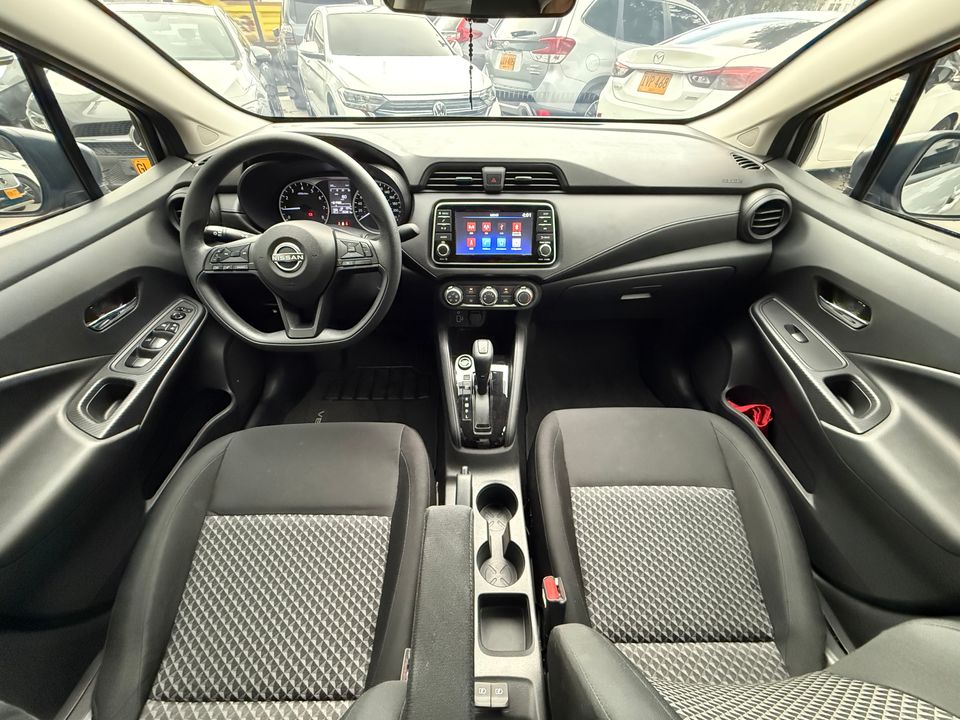 NISSAN VERSA SENSE AT 1600CC RIN 15 2024