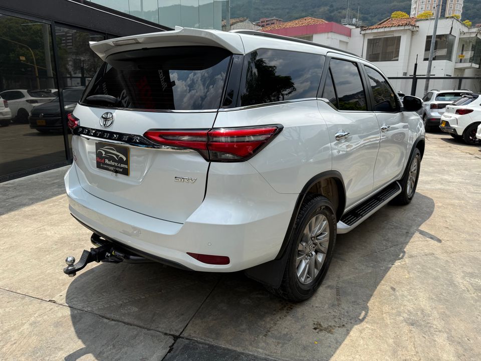 TOYOTA FORTUNER 2.7L SRV TP 2700CC 7AB 4X2 TC 2023