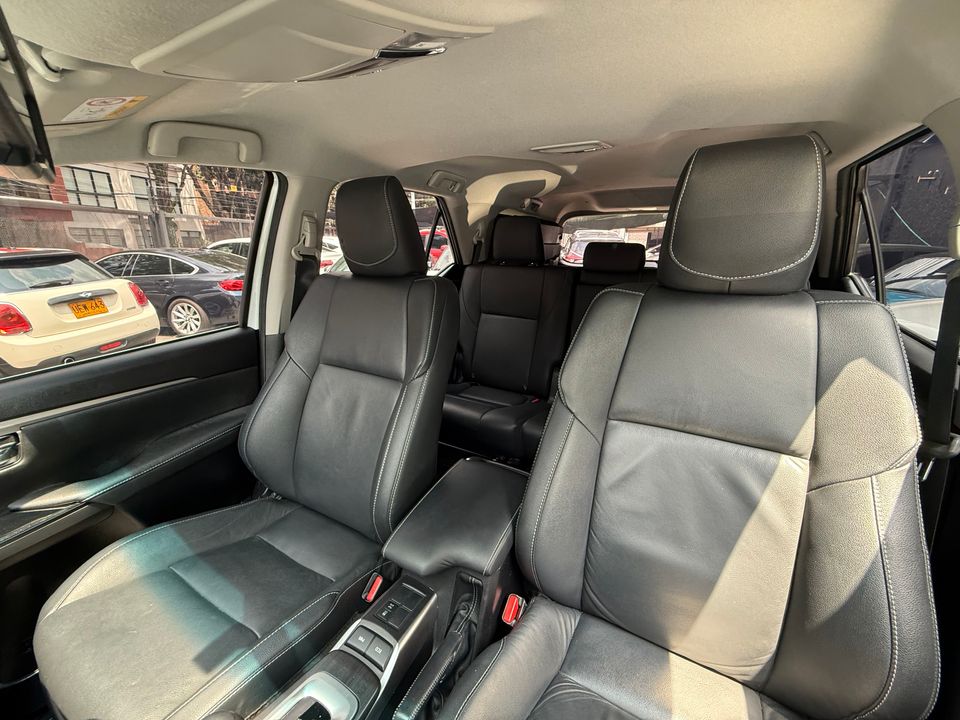 TOYOTA FORTUNER 2.7L SRV TP 2700CC 7AB 4X2 TC 2023