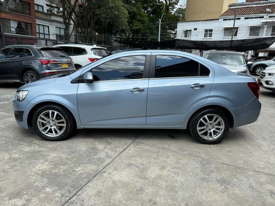 CHEVROLET SONIC LT TP 1600CC 4P 4AB ABS CT 2013