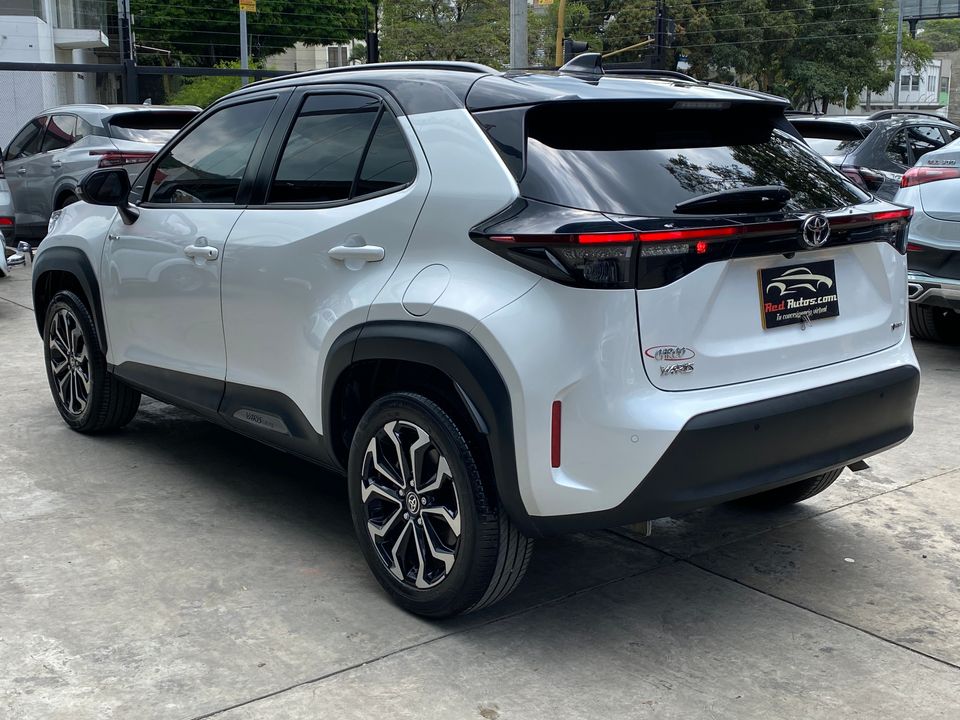 TOYOTA YARIS CROSS XLS HYBRID TP 1500CC 8AB 4X2 2025