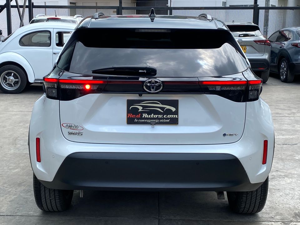 TOYOTA YARIS CROSS XLS HYBRID TP 1500CC 8AB 4X2 2025