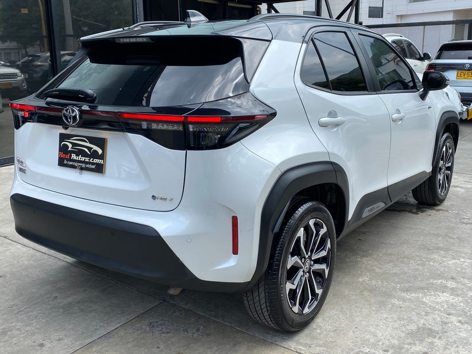TOYOTA YARIS CROSS XLS HYBRID TP 1500CC 8AB 4X2 2025