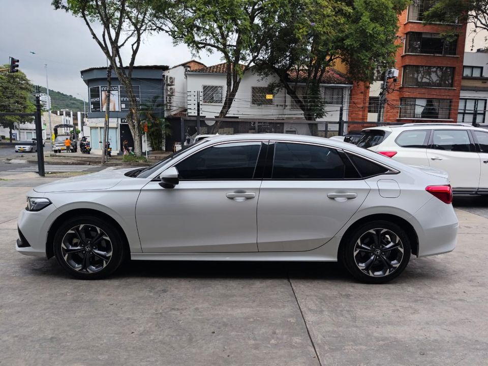 HONDA CIVIC E-HEV AT 2000CC 4X2 2023