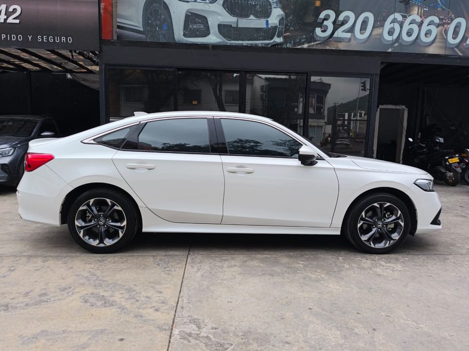 HONDA CIVIC E-HEV AT 2000CC 4X2 2023