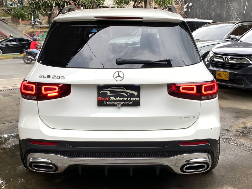 MERCEDES BENZ GLB 200 AMG LINE TP 1300CC T CT 2022