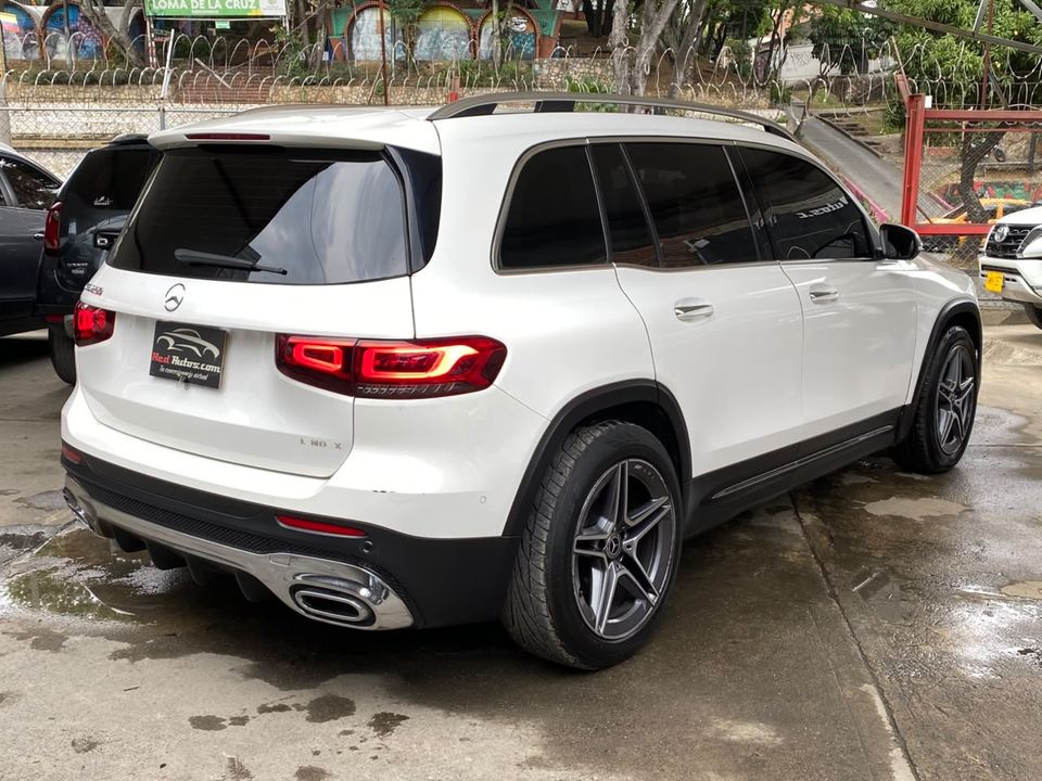 MERCEDES BENZ GLB 200 AMG LINE TP 1300CC T CT 2022