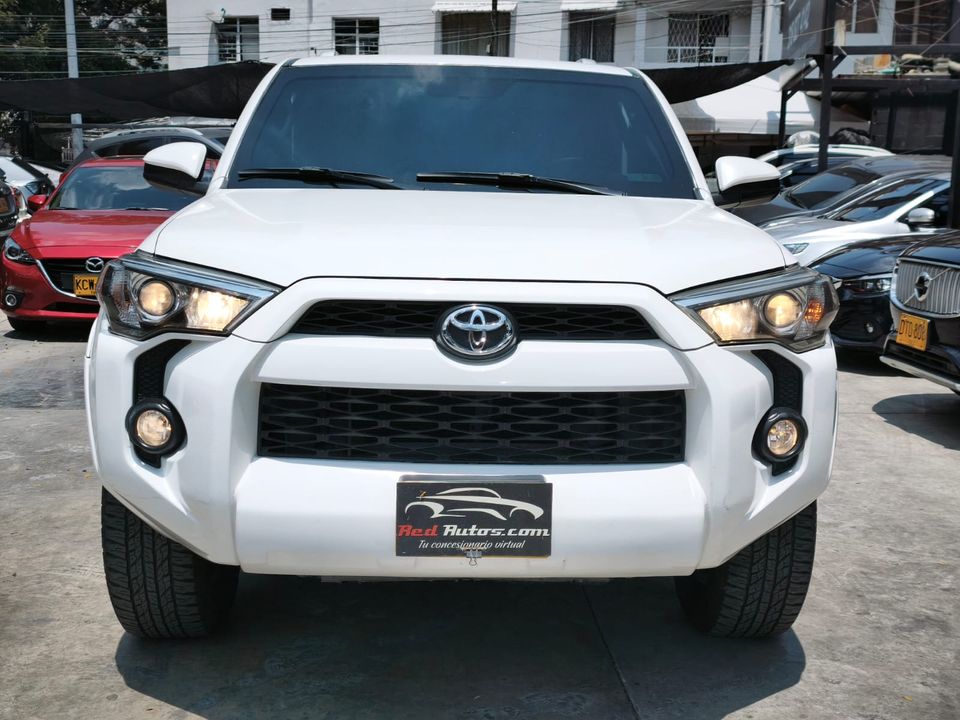 TOYOTA 4RUNNER SR5 TP 4000CC 6AB 2017