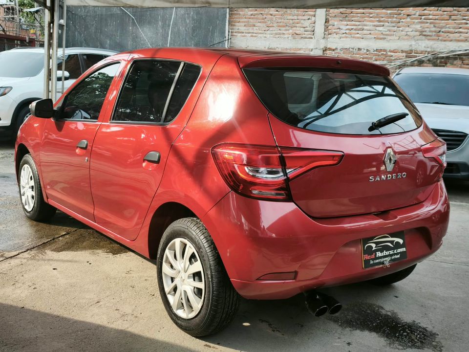 RENAULT SANDERO LIFE MT 1600CC 8V AA 4AB ABS 2021