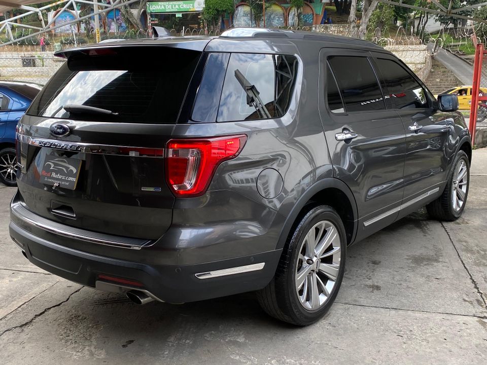FORD EXPLORER LIMITED TP 2300CC 4X4 2019