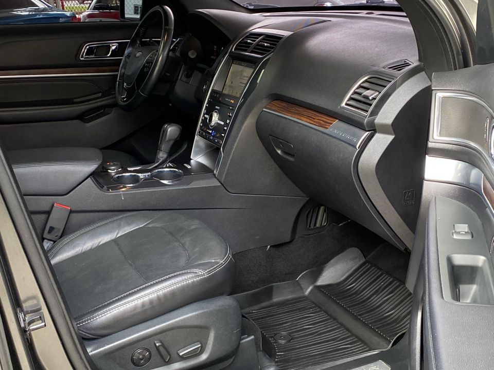 FORD EXPLORER LIMITED TP 2300CC 4X4 2019
