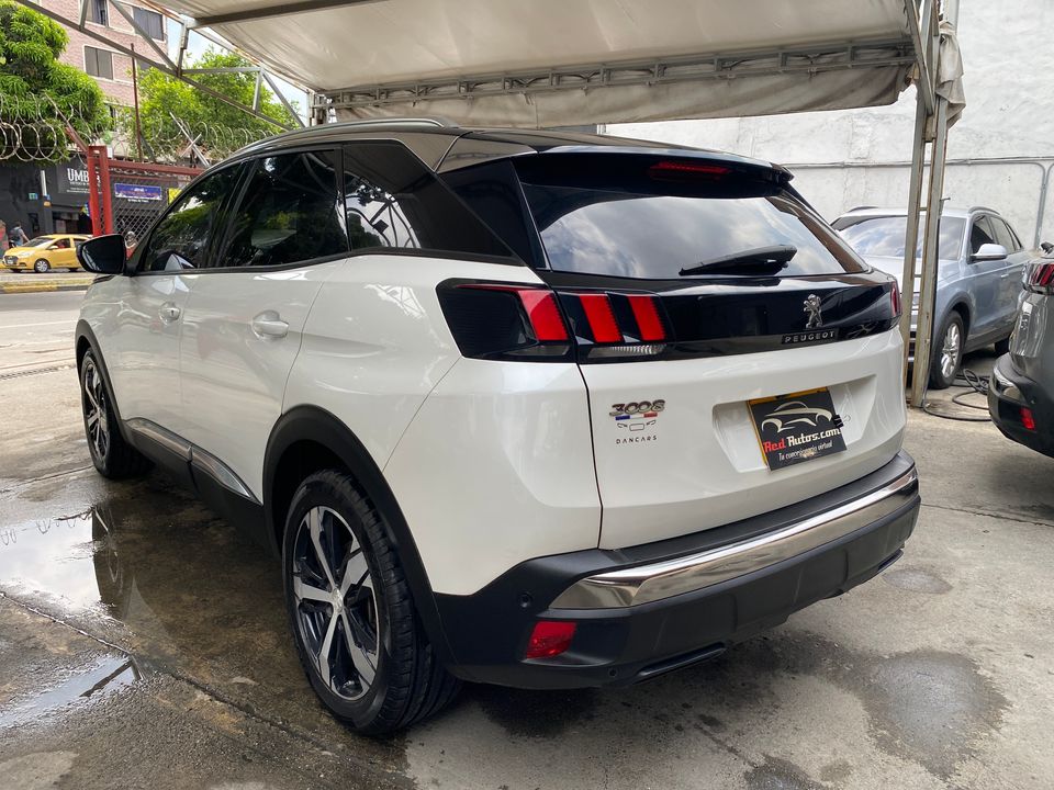 PEUGEOT 3008 ALLURE TP 1600CC T CT R18 2021