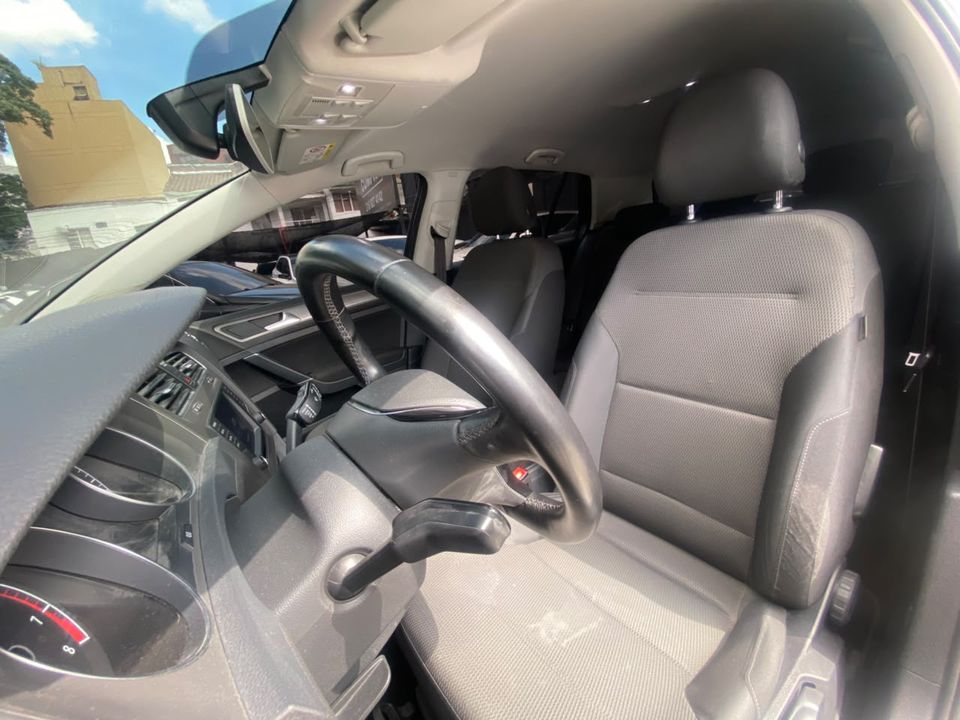 VOLKSWAGEN GOLF TSI COMFORTLINE TP 1400CC R16 T 2018