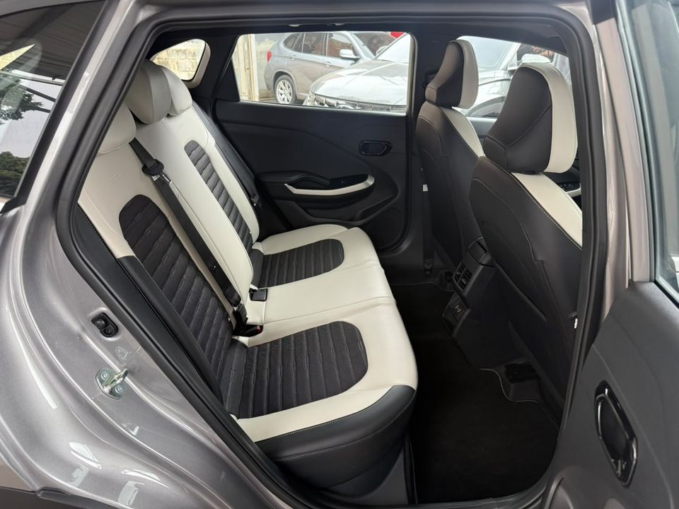 KIA K3 CROSS GT LINE AT 1600CC 6AB 2027